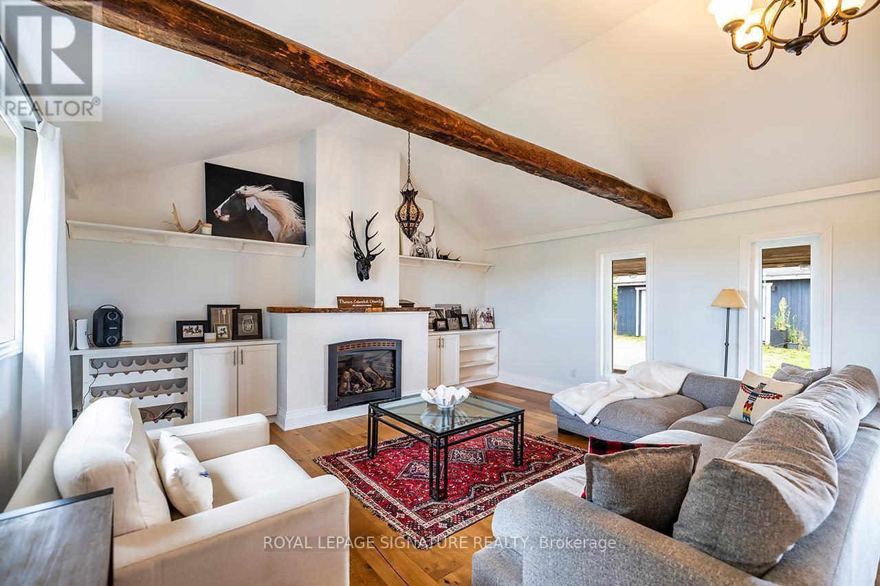 217 Greer Road, Prince Edward County, Ontario  K0K 3L0 - Photo 6 - X12422718