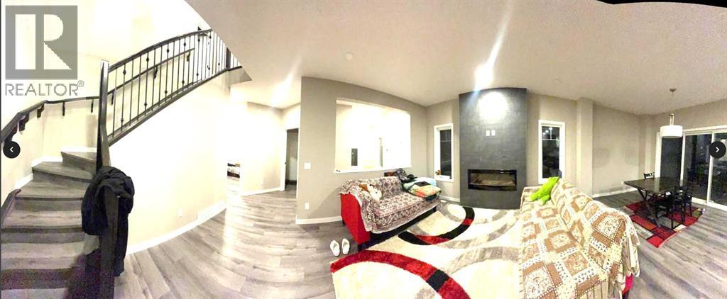 200 Lucas Gardens Nw, Calgary, Alberta  T3P 2R8 - Photo 2 - A2288998