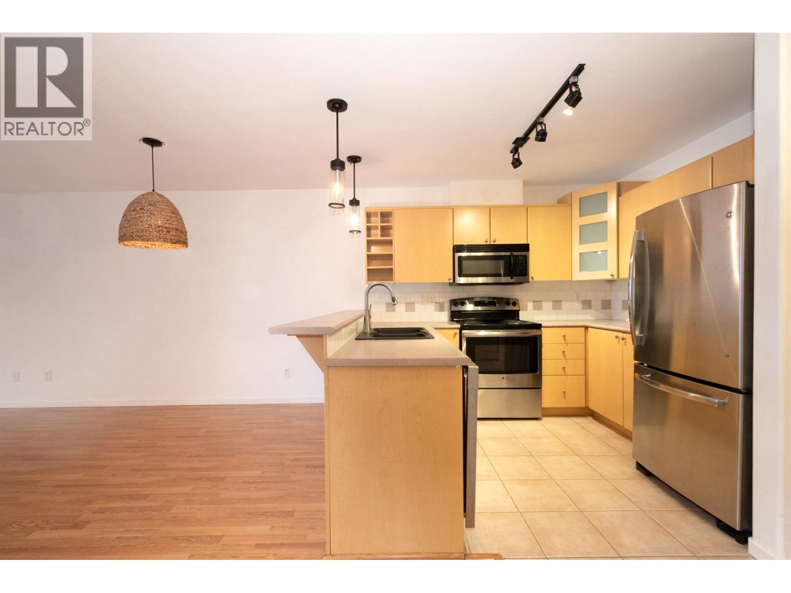 105 3136 St Johns Street, Port Moody, British Columbia  V3H 5E4 - Photo 9 - R3093727