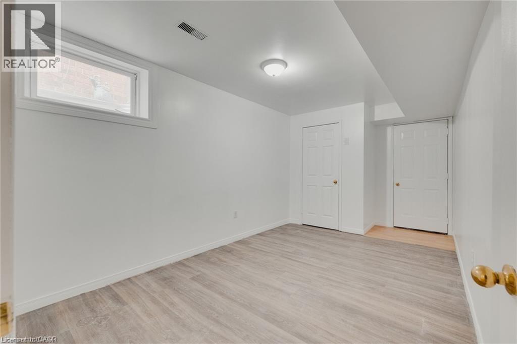 347 Keewatin Avenue, Kitchener, Ontario  N2B 3W2 - Photo 24 - 40807399