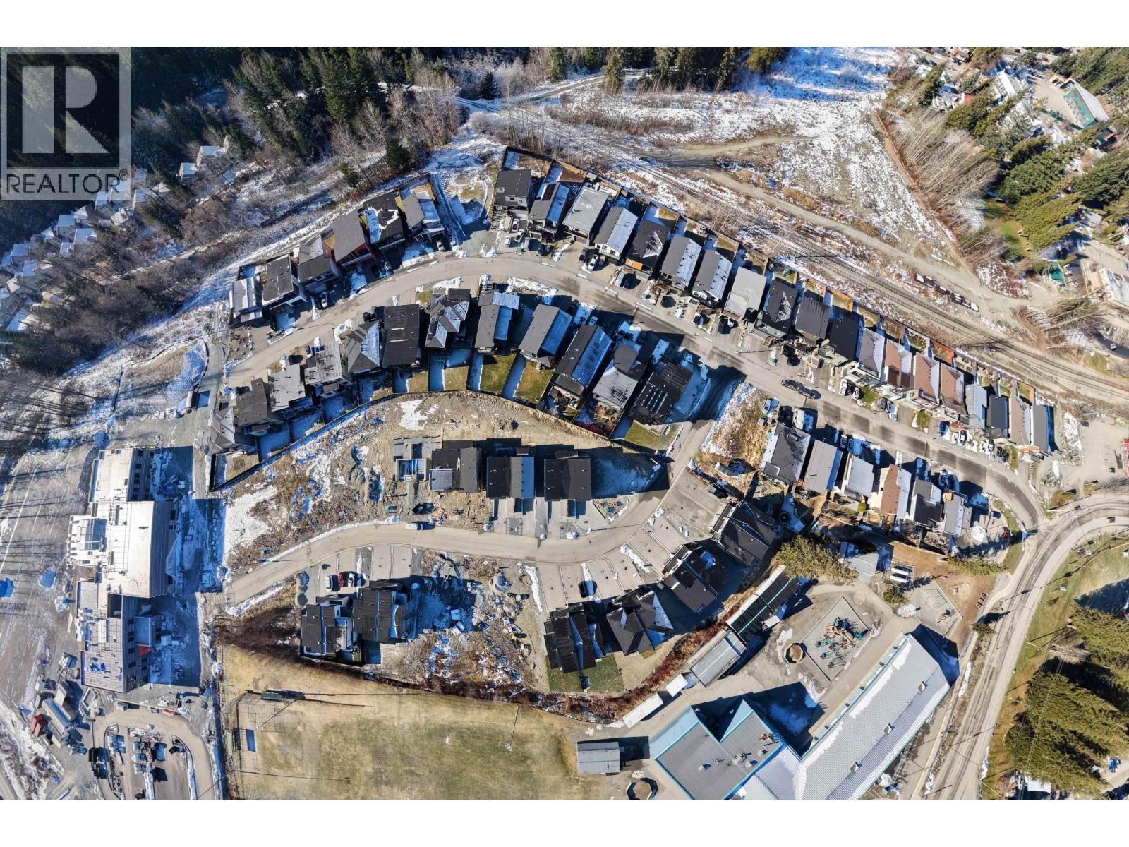 1004 Phare Crescent, Pemberton, British Columbia  V0N 0A7 - Photo 28 - R3093738