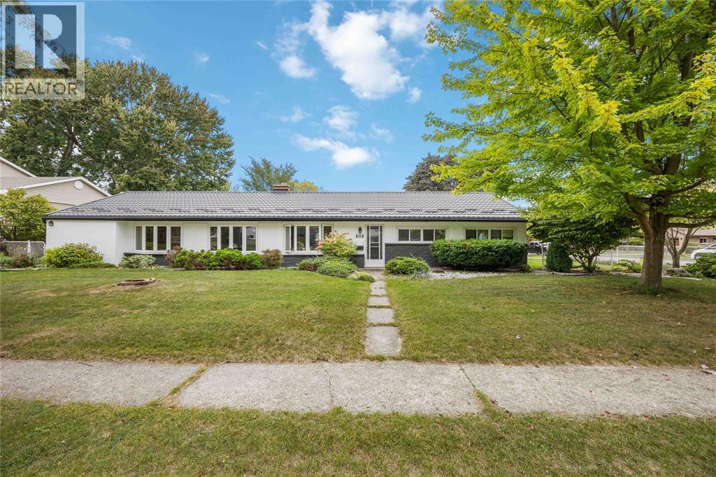 910 Charlesworth Drive, Sarnia, Ontario  N7V 2S2 - Photo 4 - 26004032