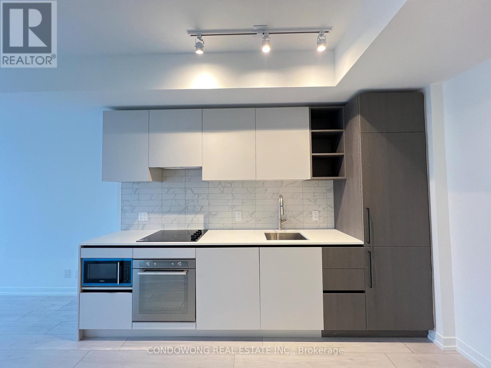 1912 - 55 Mercer Street, Toronto, Ontario  M5V 0W4 - Photo 3 - C12821210