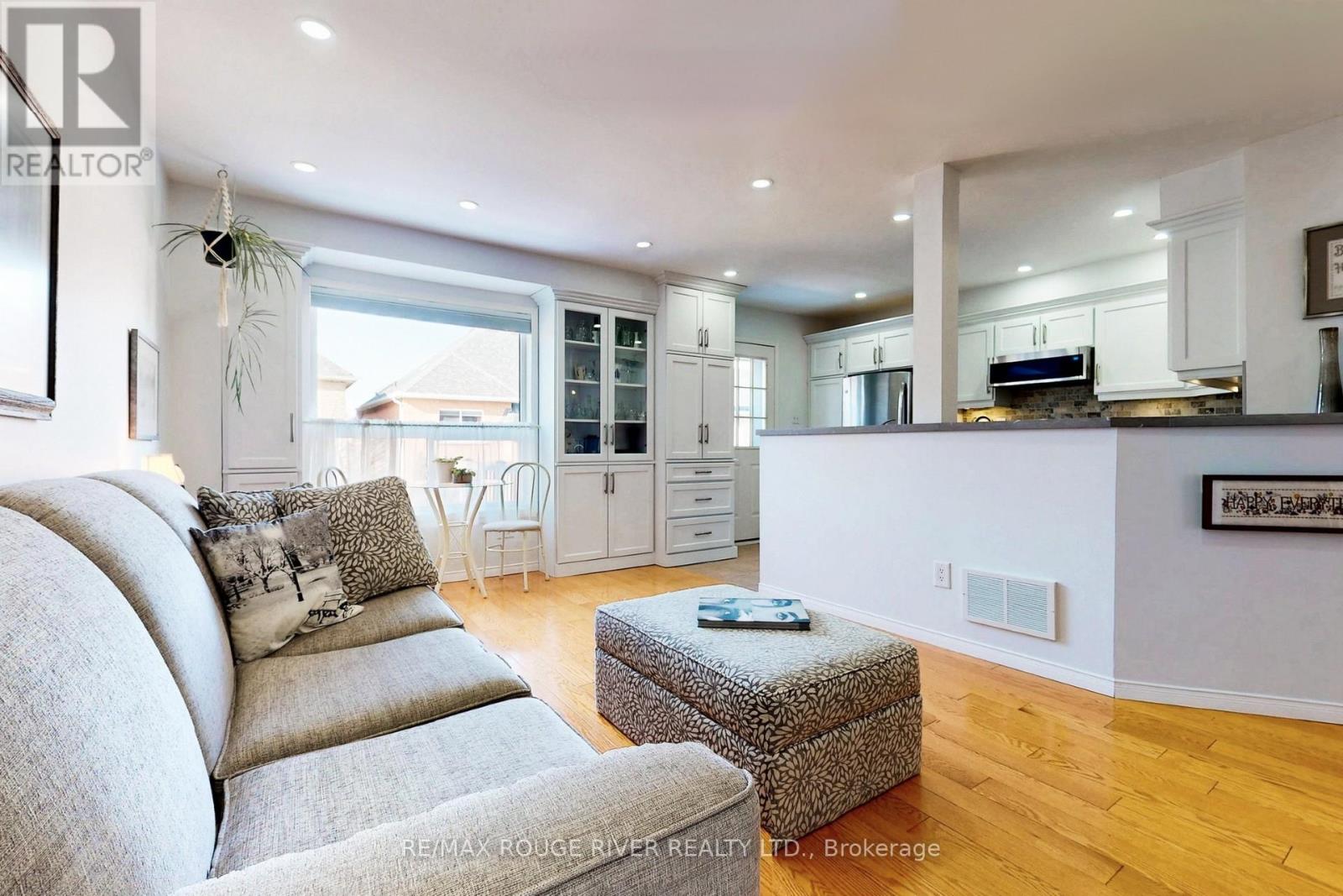 10 Moorefield Drive, Toronto, Ontario  M1C 5B5 - Photo 12 - E12821204