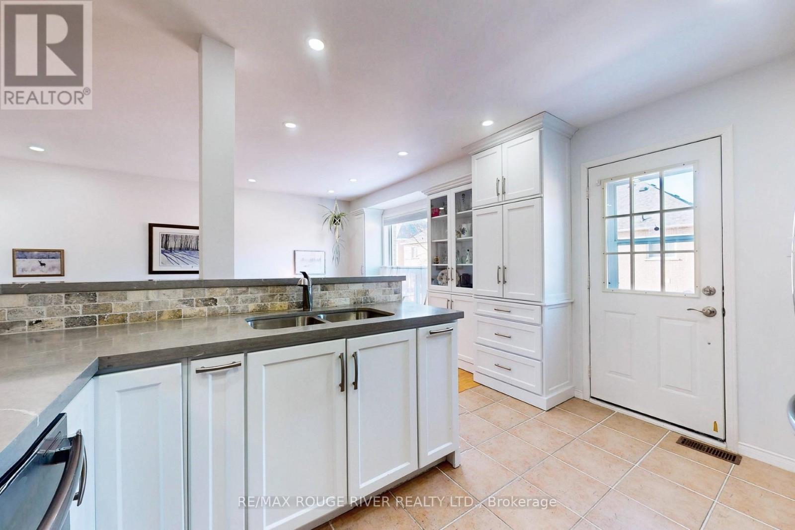 10 Moorefield Drive, Toronto, Ontario  M1C 5B5 - Photo 15 - E12821204