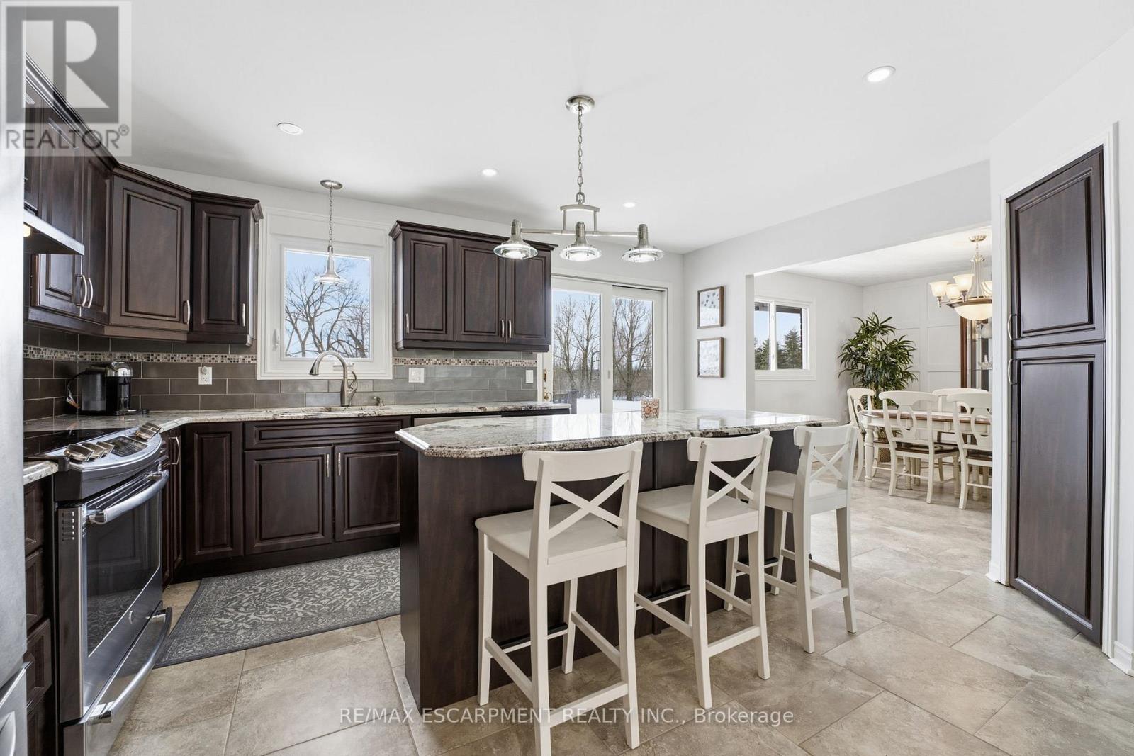 628 Haldimand Rd 17, Haldimand, Ontario  N1A 2W4 - Photo 10 - X12821198