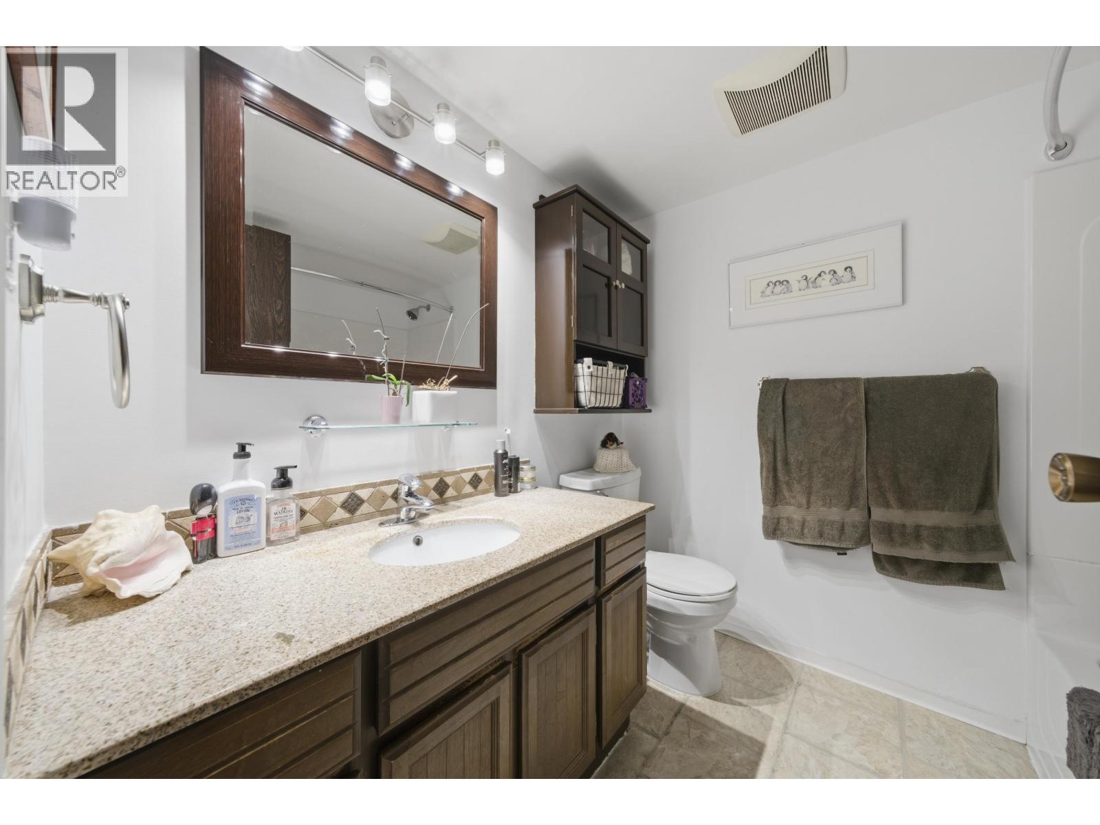 212 2620 Fromme Road, North Vancouver, British Columbia  V7J 2R3 - Photo 17 - R3075661