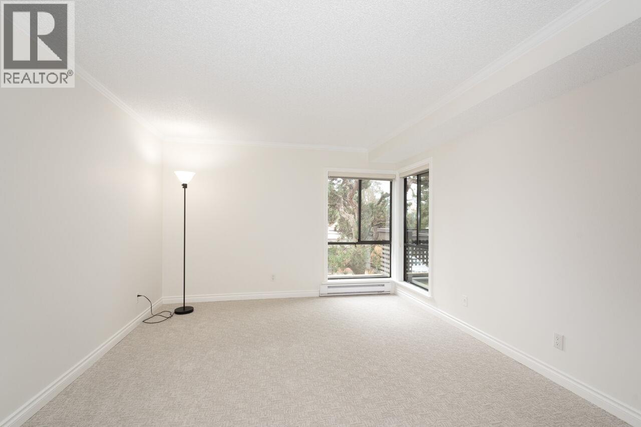 Listing Picture 14 of 40 : 207 333 WETHERSFIELD DRIVE, Vancouver / 溫哥華 - 魯藝地產 Yvonne Lu Group - MLS Medallion Club Member