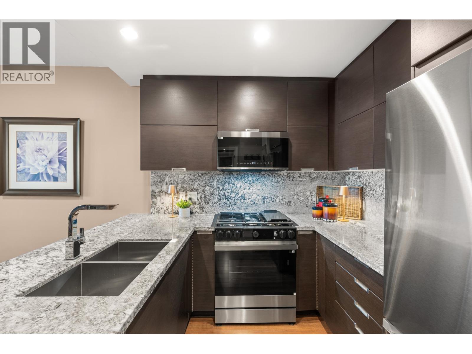 2006 2077 Rosser Avenue, Burnaby, British Columbia  V5C 0G6 - Photo 5 - R3093507