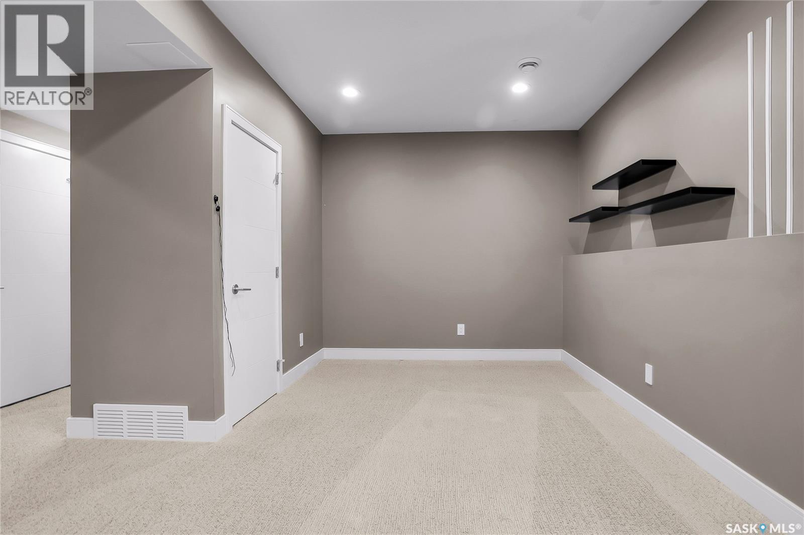 137 Gillies Bay, Saskatoon, Saskatchewan  S7V 0J8 - Photo 24 - SK029174