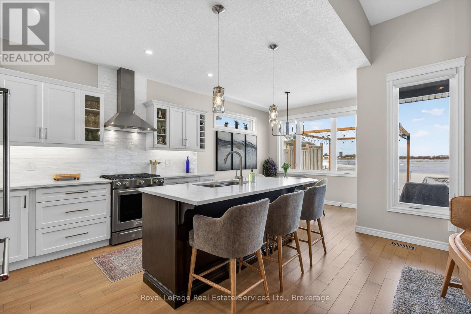 20 Patten Drive W, Brant, Ontario  N0E 1N0 - Photo 11 - X12821234