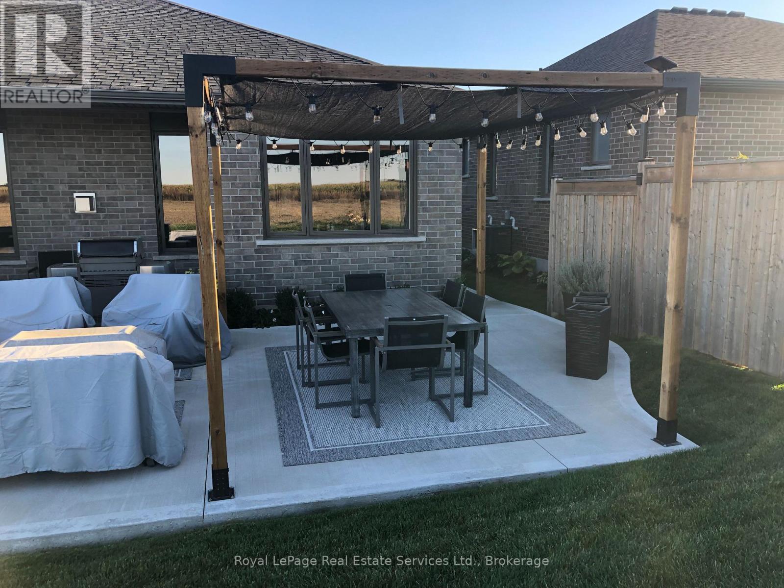 20 Patten Drive W, Brant, Ontario  N0E 1N0 - Photo 43 - X12821234