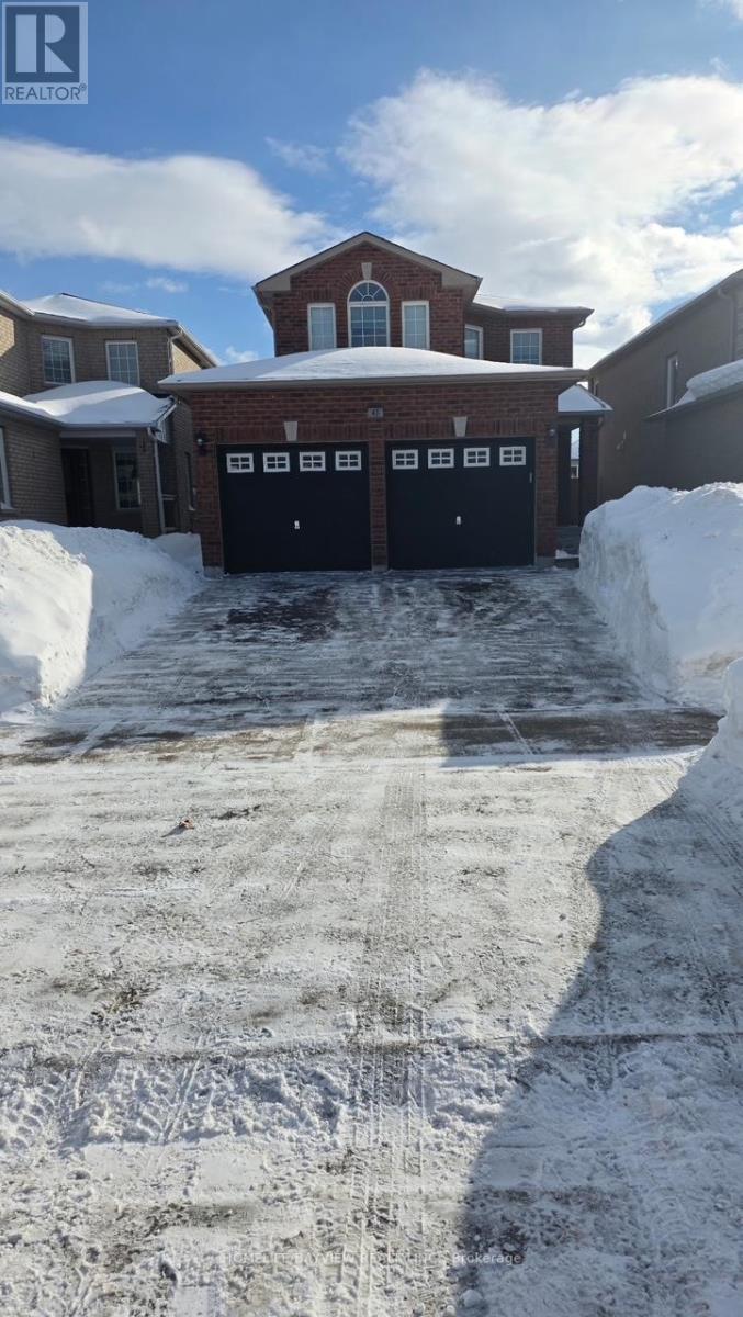 43 CATHERINE DRIVE, Barrie, Ontario