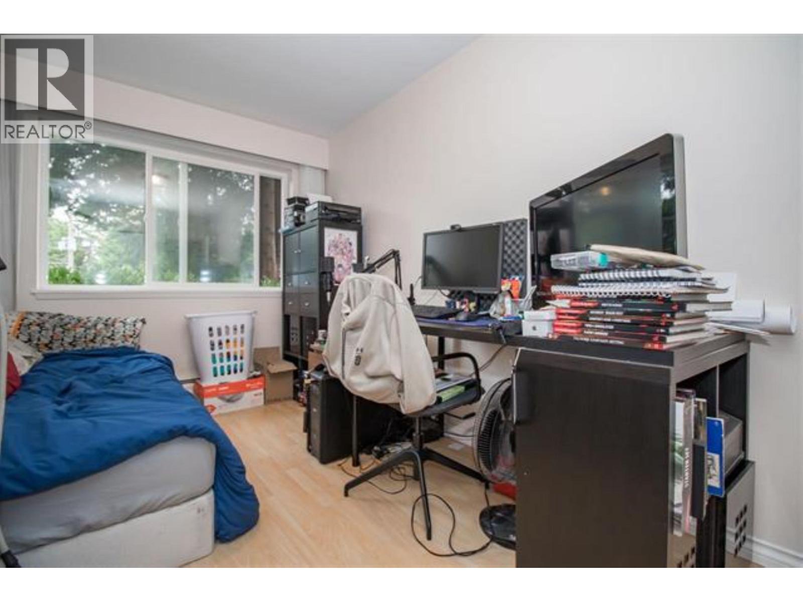 102 5770 Hastings Street, Burnaby, British Columbia  V5B 1R6 - Photo 12 - R3093604