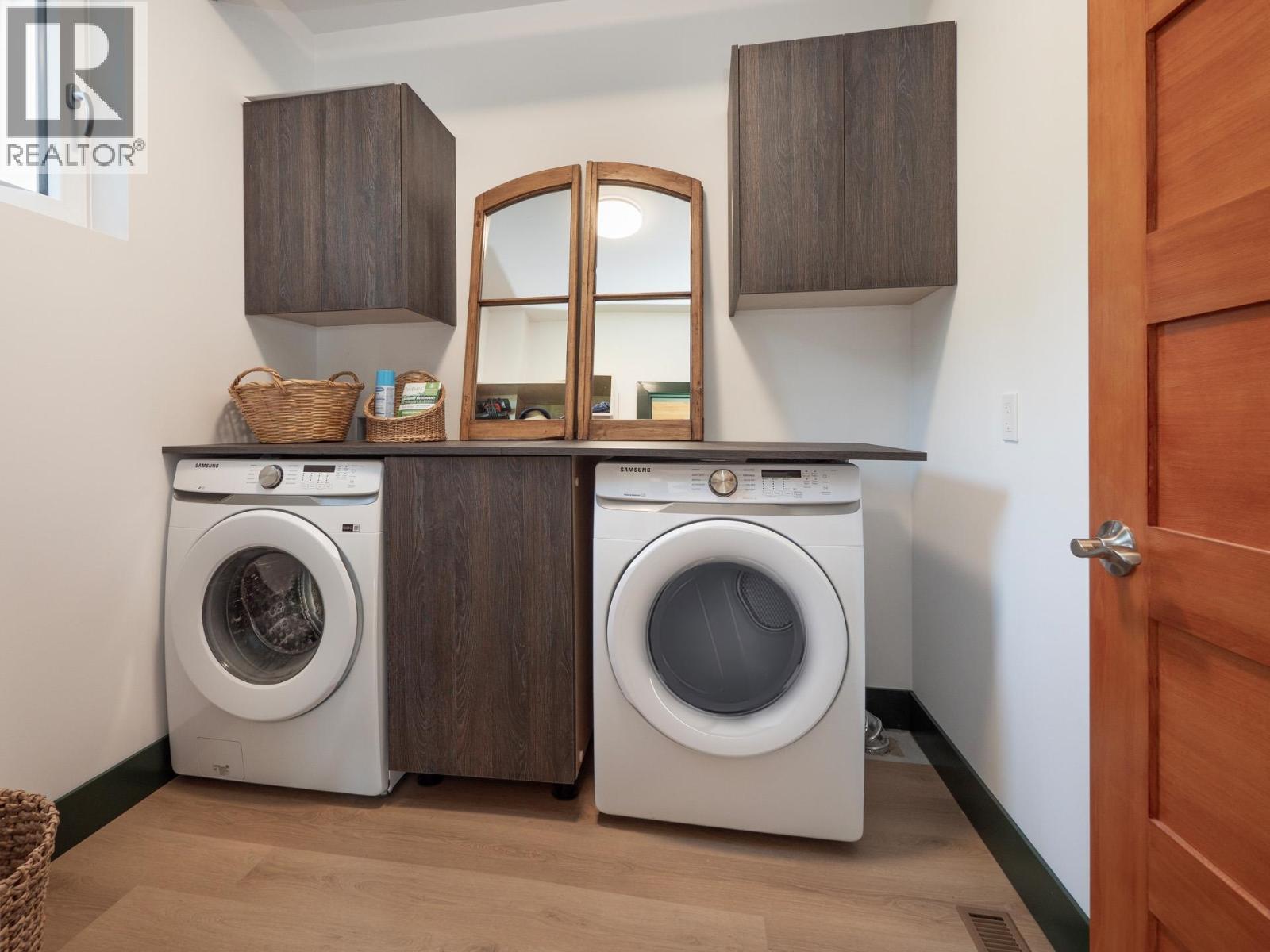 1832 North Road, Gibsons, British Columbia  V0N 1V1 - Photo 28 - R3050266