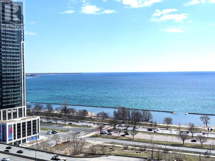 1913 - 105 THE QUEENSWAY, Toronto, Ontario