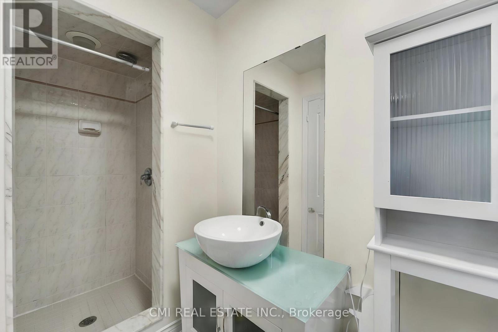 717 Vaughan Mills Road, Vaughan, Ontario  L4H 1H6 - Photo 32 - N12821224