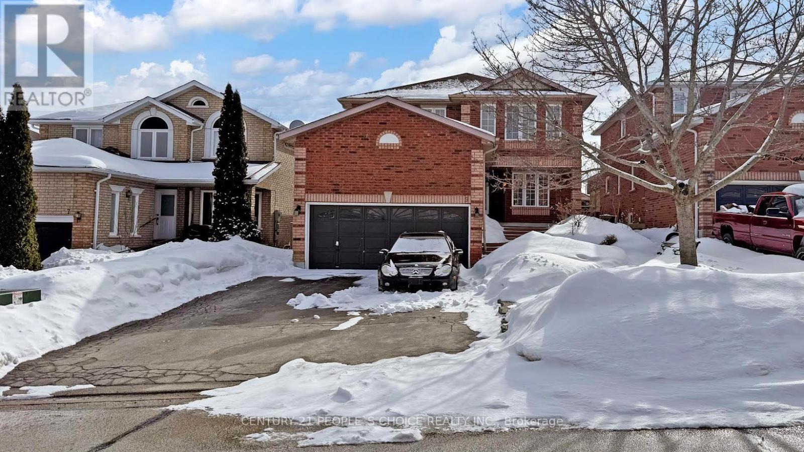 9 ROUGHLEY STREET, Bradford West Gwillimbury, Ontario