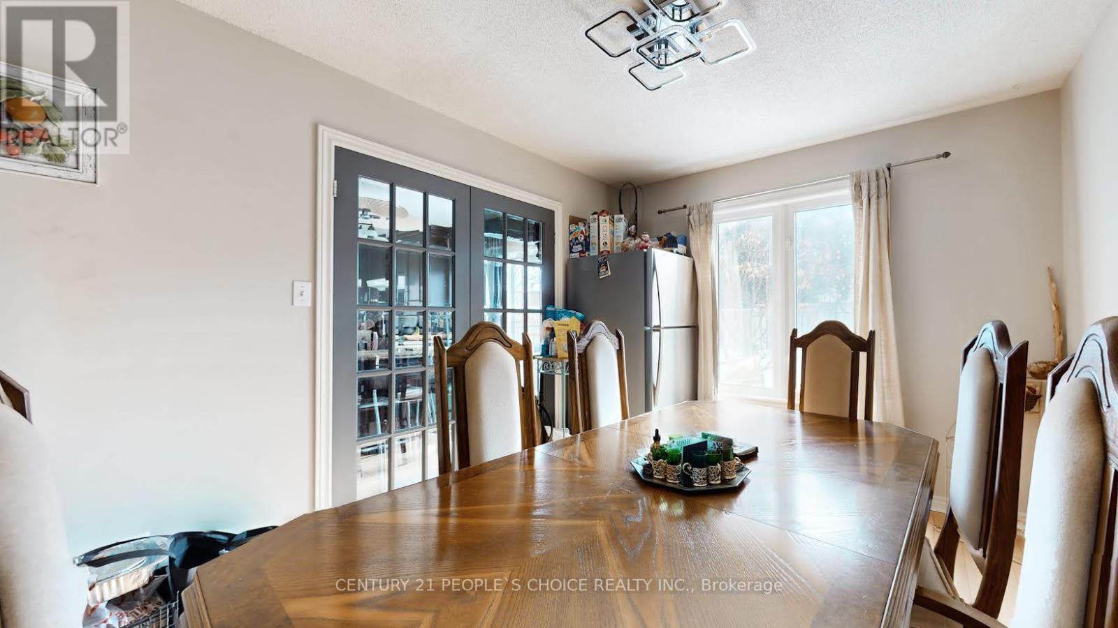 9 Roughley Street, Bradford West Gwillimbury, Ontario  L3Z 3B2 - Photo 6 - N12821240