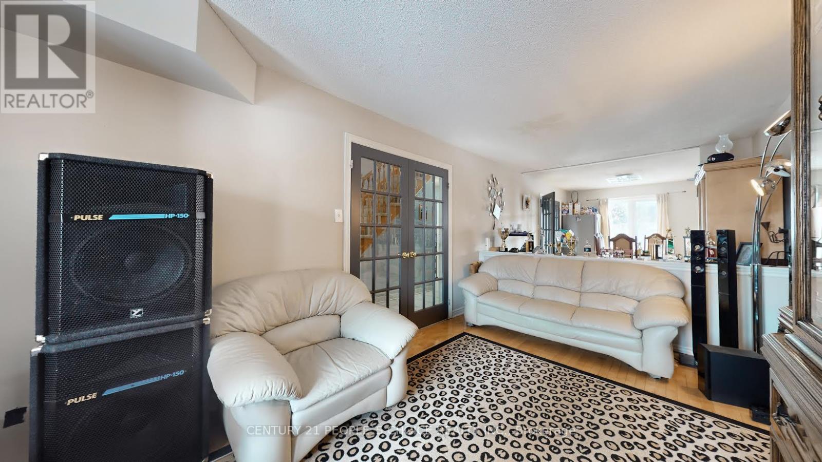 9 Roughley Street, Bradford West Gwillimbury, Ontario  L3Z 3B2 - Photo 7 - N12821240