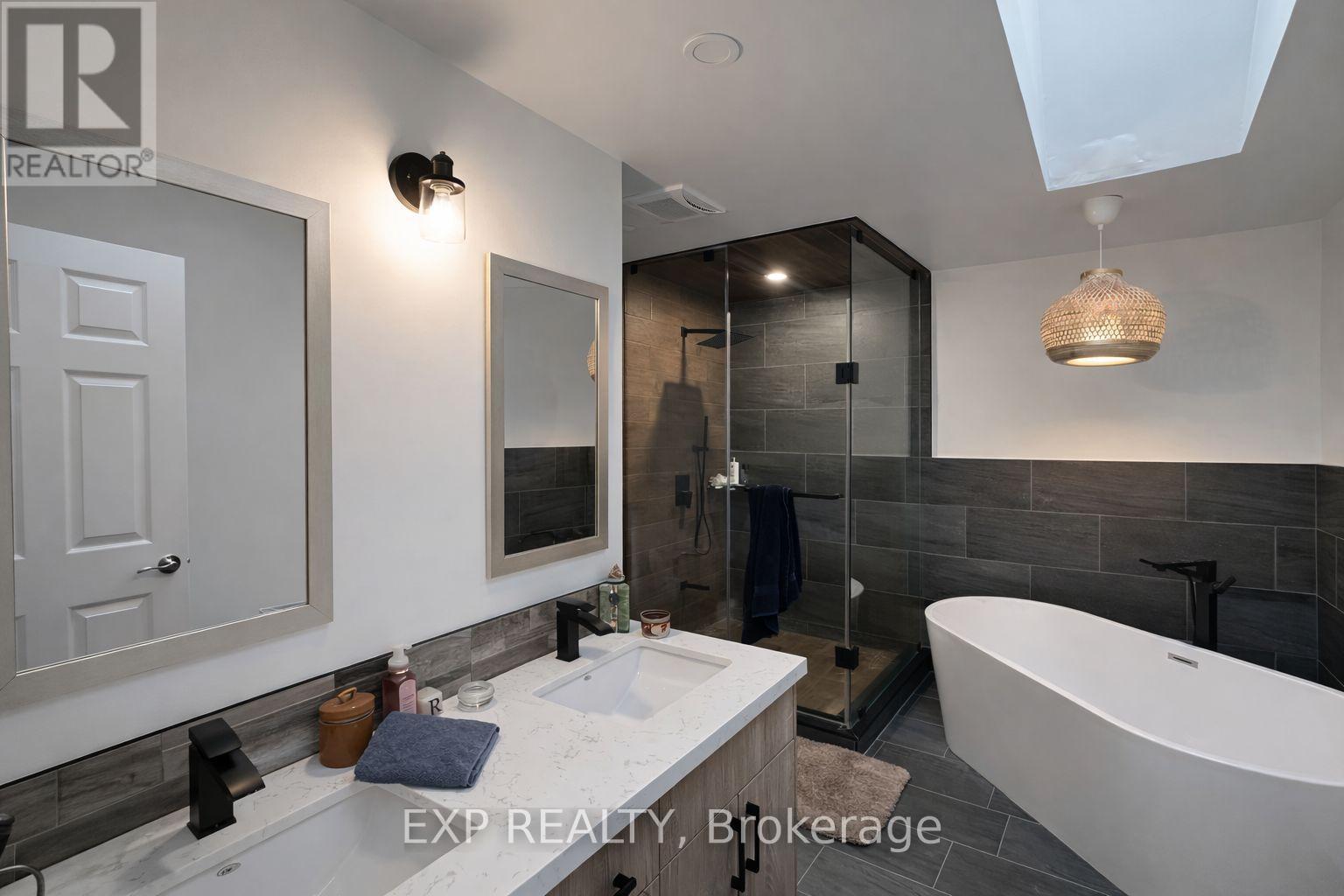 57 Emeline Crescent, Markham, Ontario  L3P 4G2 - Photo 18 - N12821244