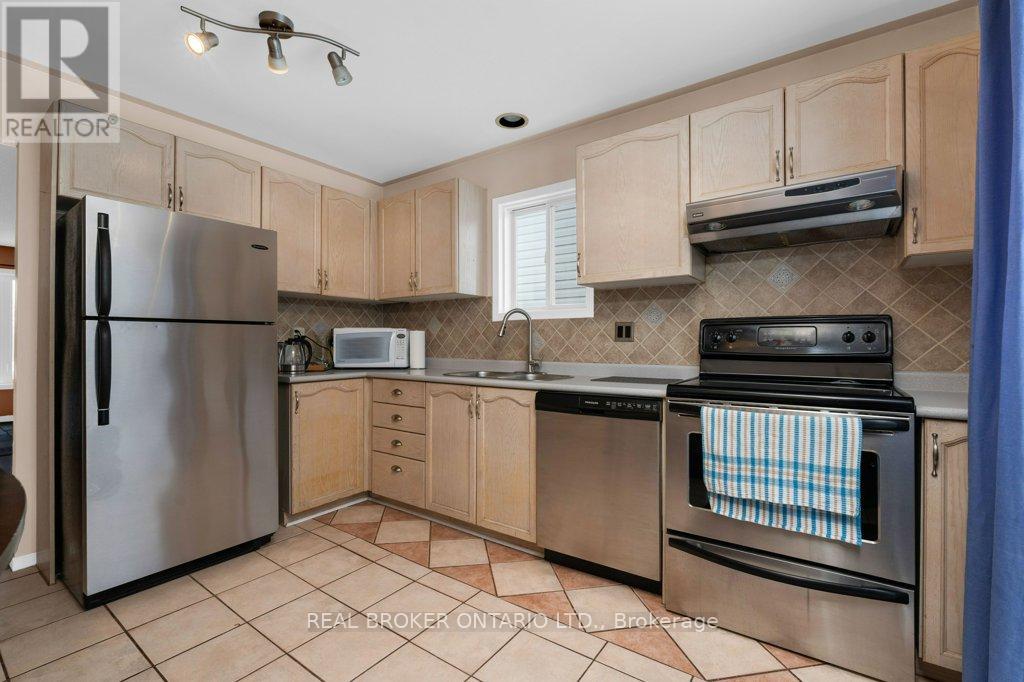 Unknown Address, ,    - Photo 23 - S12821218