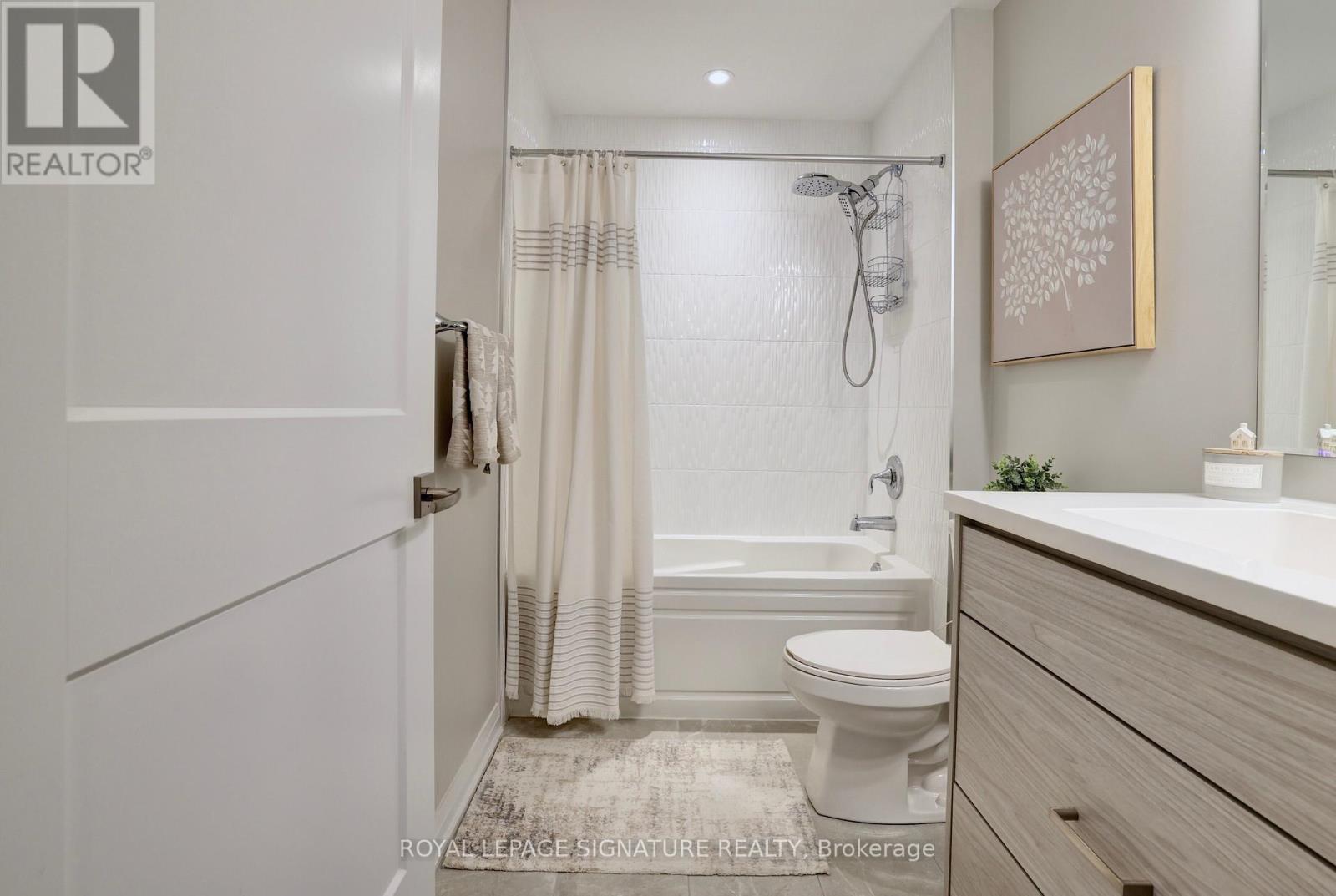 109 - 95 Dundas Street W, Oakville, Ontario  L6M 5N4 - Photo 15 - W12821220