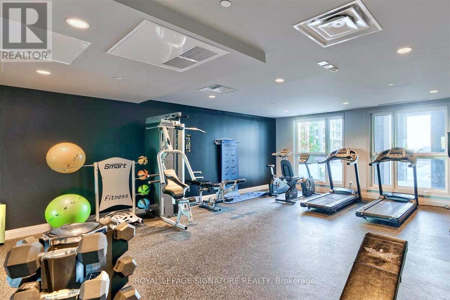 109 - 95 Dundas Street W, Oakville, Ontario  L6M 5N4 - Photo 18 - W12821220