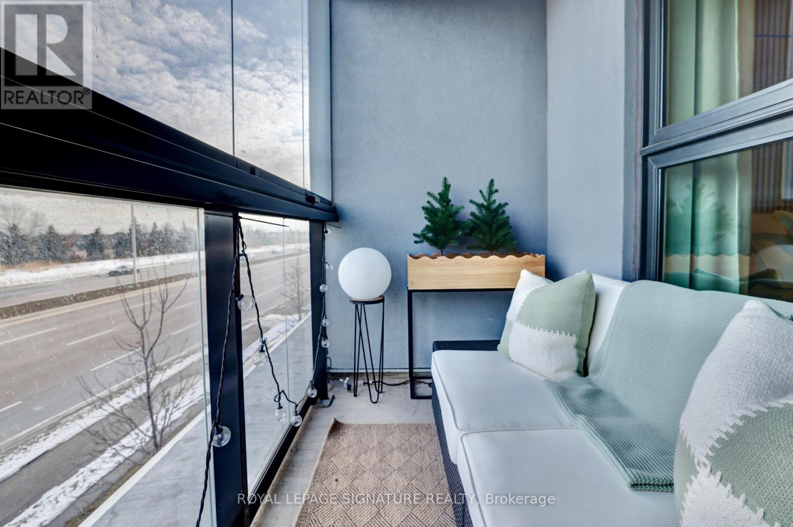 109 - 95 Dundas Street W, Oakville, Ontario  L6M 5N4 - Photo 15 - W12821222