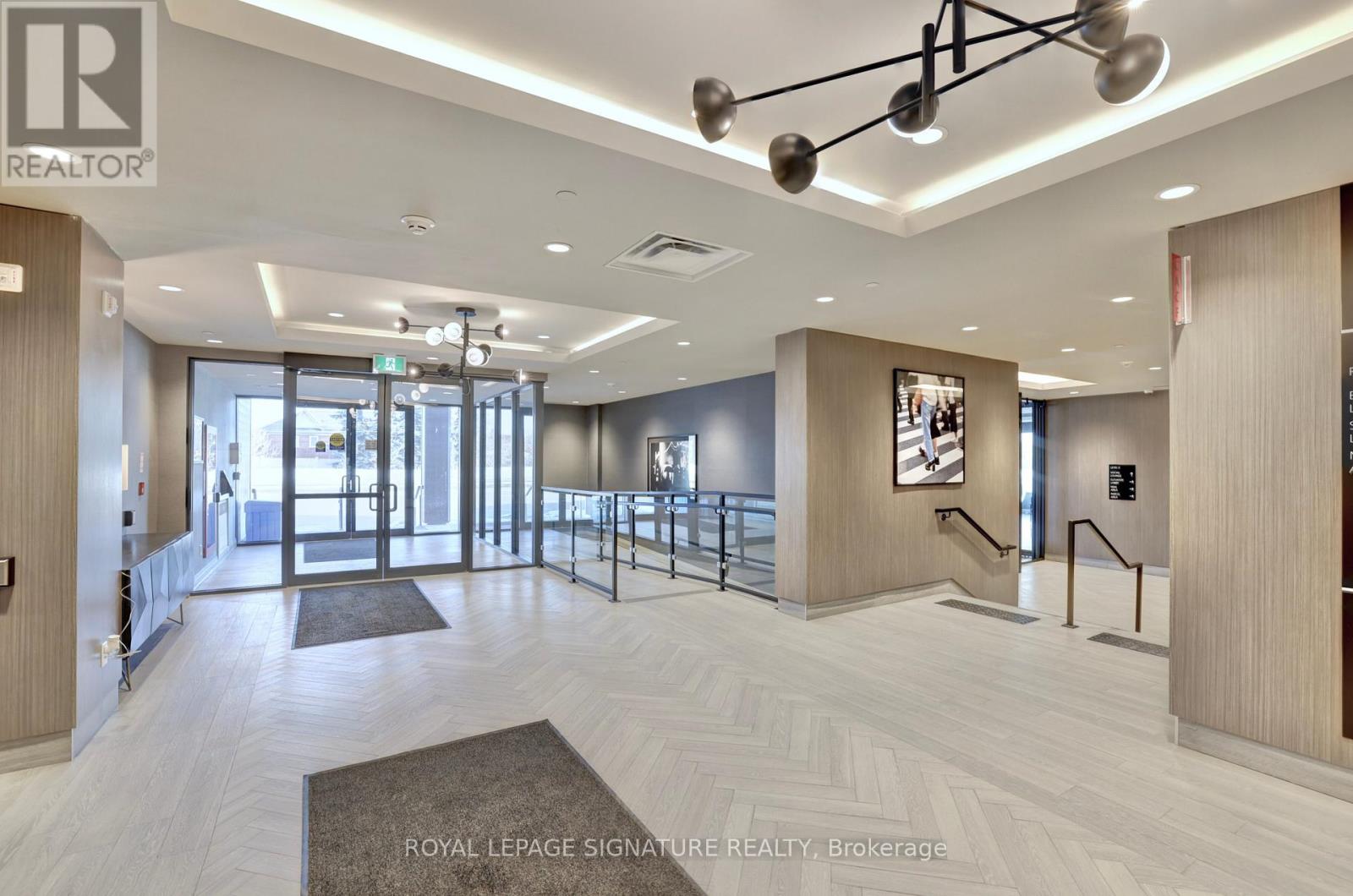 109 - 95 Dundas Street W, Oakville, Ontario  L6M 5N4 - Photo 21 - W12821222