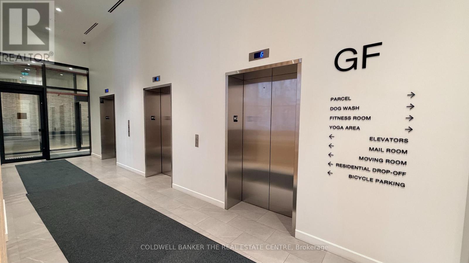 329 - 3009 Novar Road, Mississauga, Ontario  L5B 1H7 - Photo 4 - W12821228