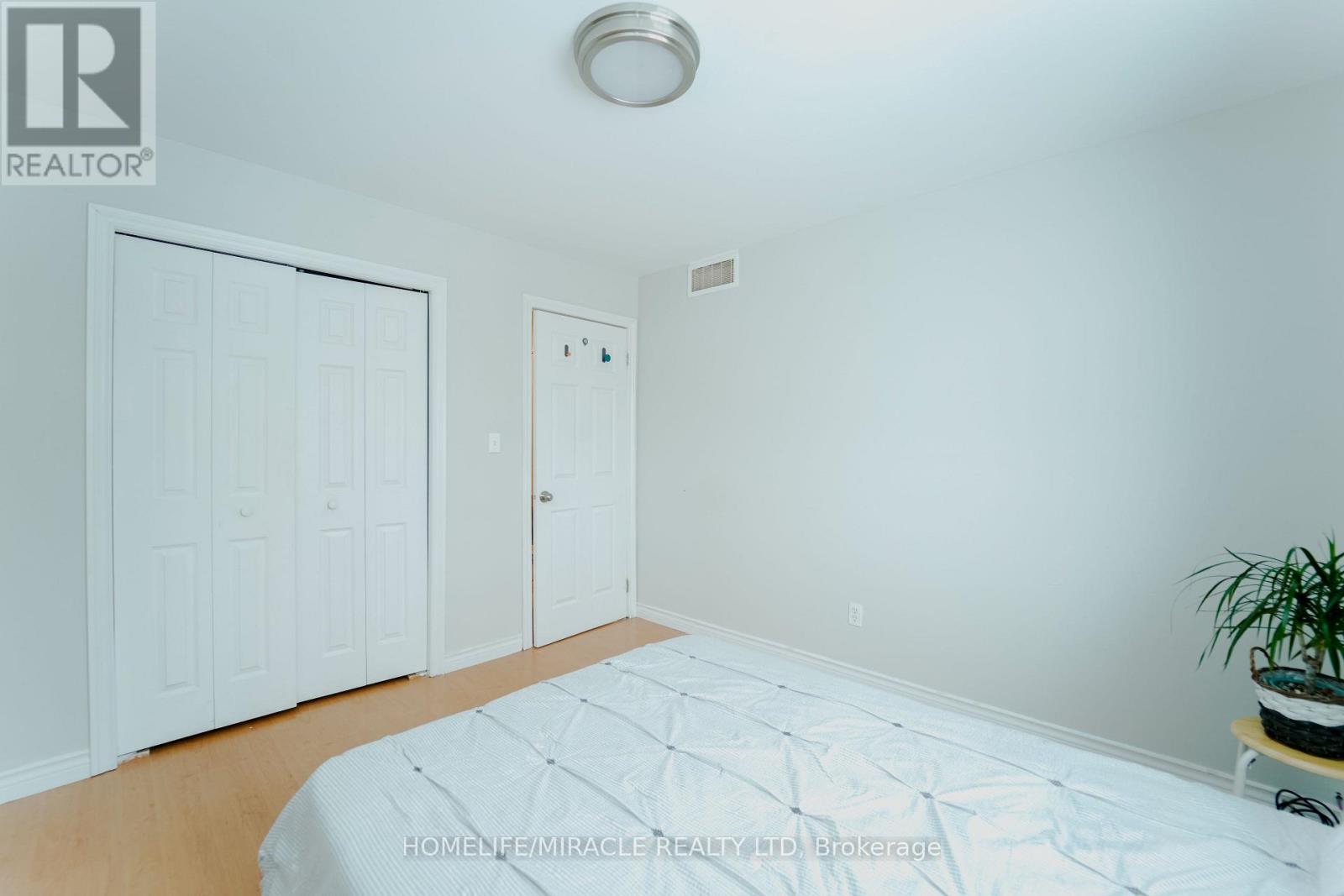 1537 Langlois Avenue, Windsor, Ontario  N8X 4M3 - Photo 12 - X12821252