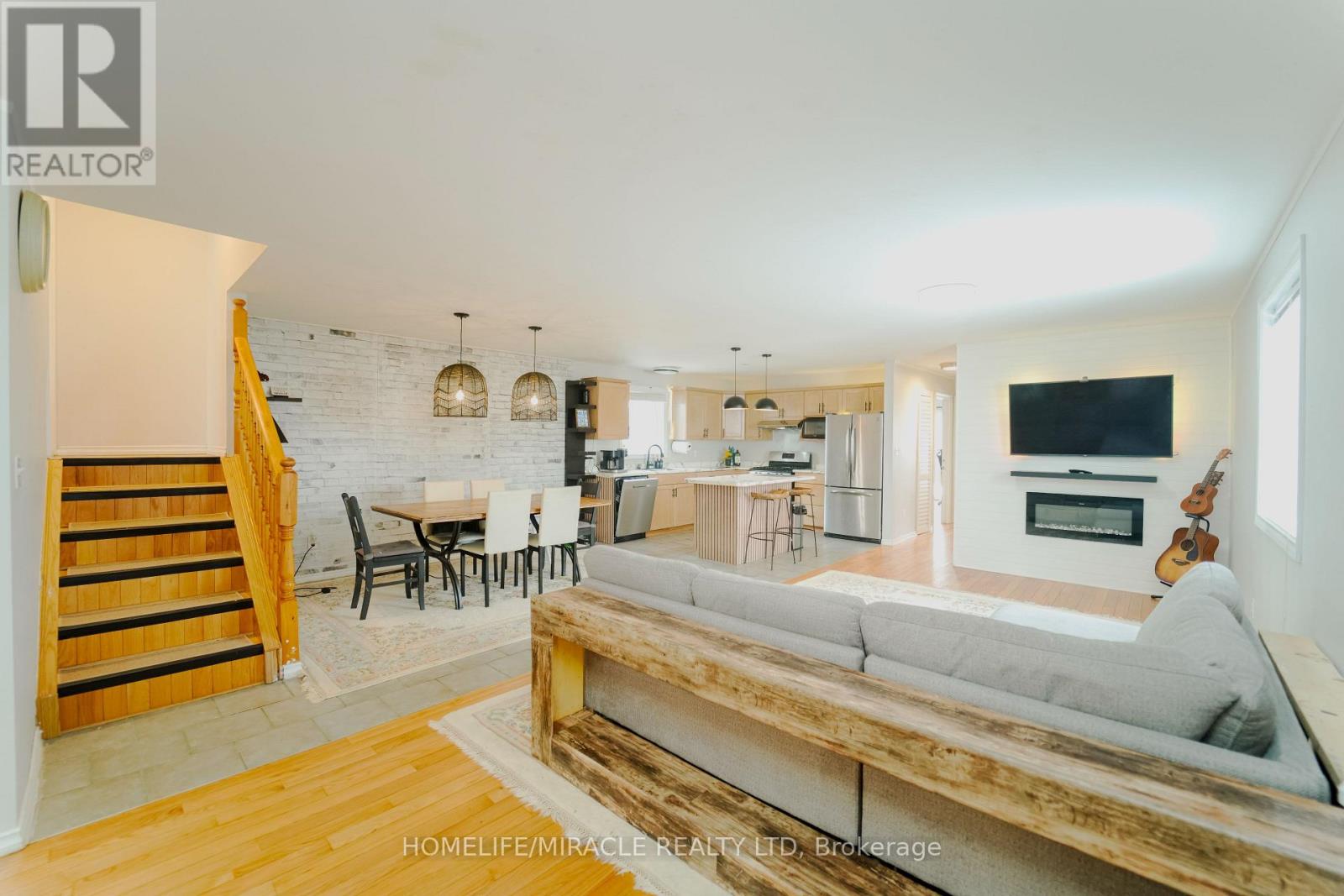 1537 Langlois Avenue, Windsor, Ontario  N8X 4M3 - Photo 3 - X12821252