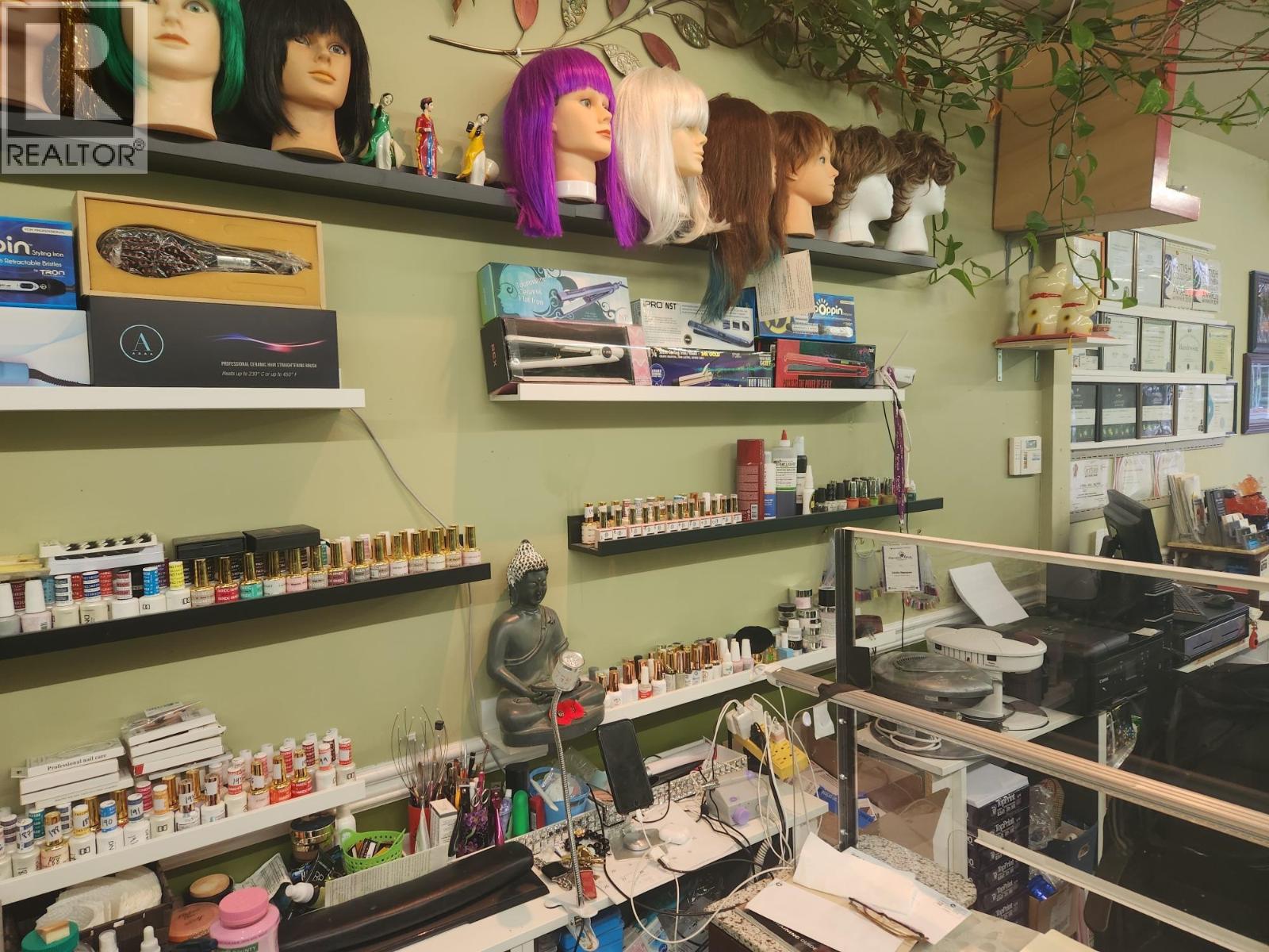 12199 Confidential, Vancouver, British Columbia  V0V 0V0 - Photo 11 - C8076187