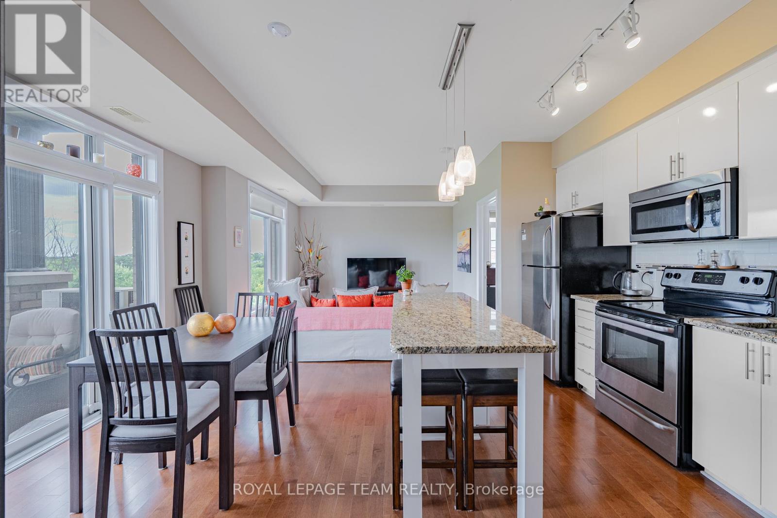 304 - 805 Beauparc Private, Ottawa, Ontario  K1J 0B5 - Photo 15 - X12802642