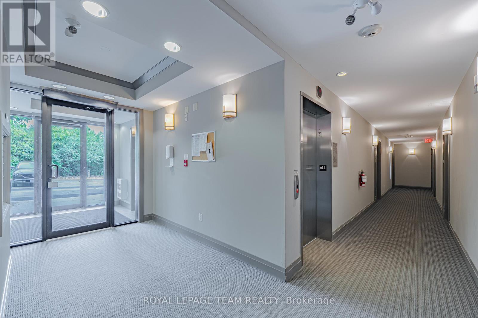 304 - 805 Beauparc Private, Ottawa, Ontario  K1J 0B5 - Photo 6 - X12802642