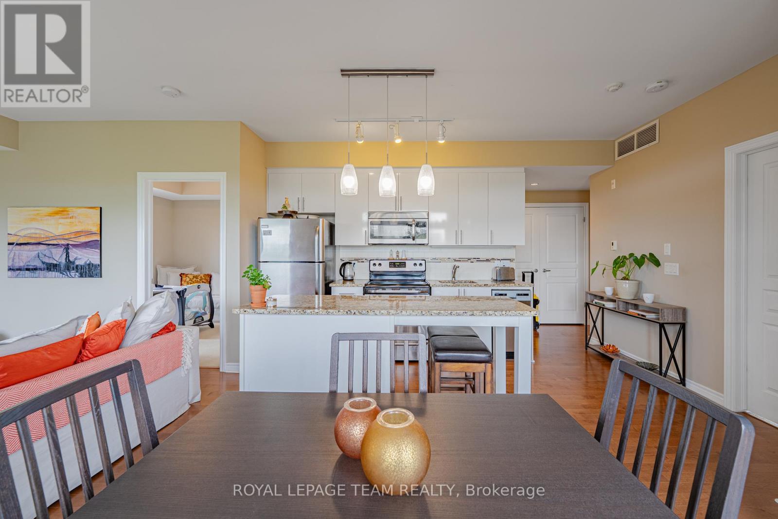 304 - 805 Beauparc Private, Ottawa, Ontario  K1J 0B5 - Photo 19 - X12802834