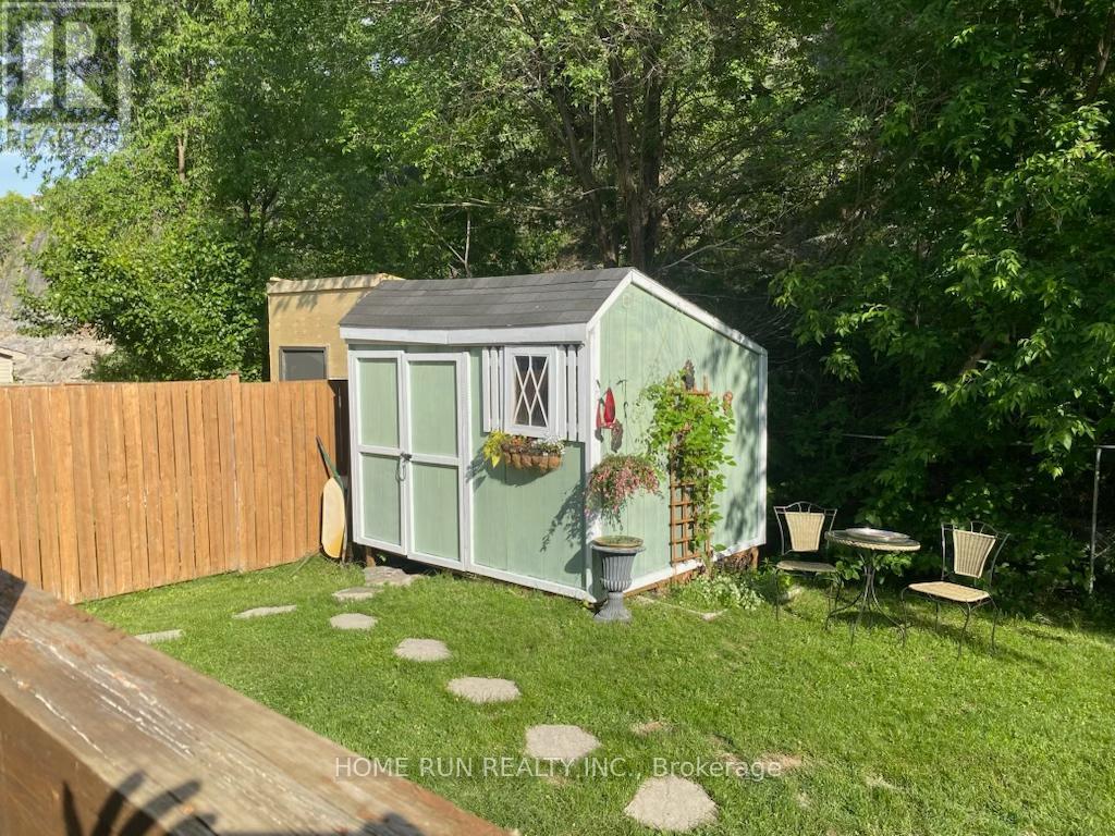 115 Beaumont Avenue, Clarence-Rockland, Ontario  K4K 1R6 - Photo 25 - X12821278