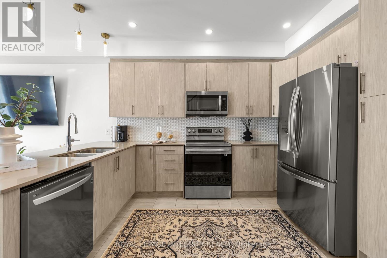 512 Cardamom Terrace E, Ottawa, Ontario  K2S 2X9 - Photo 8 - X12821280