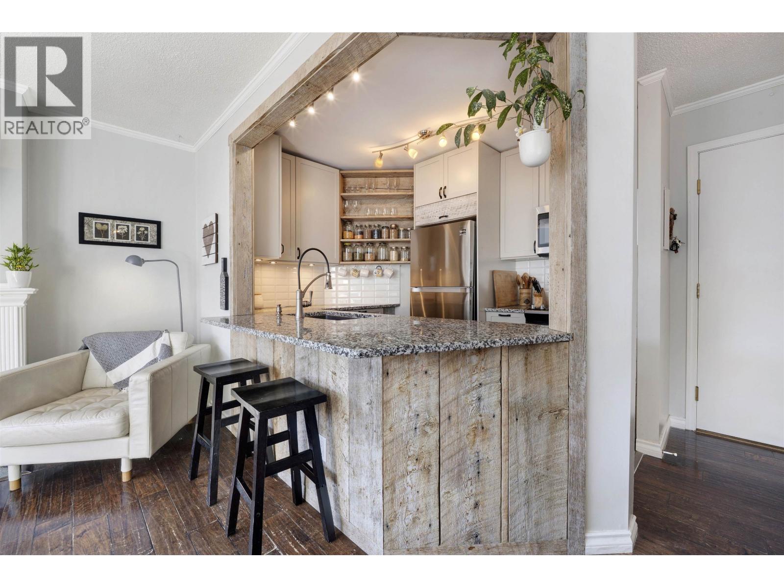 309 3721 Delbrook Avenue, North Vancouver, British Columbia  V7N 3Z4 - Photo 6 - R3093756