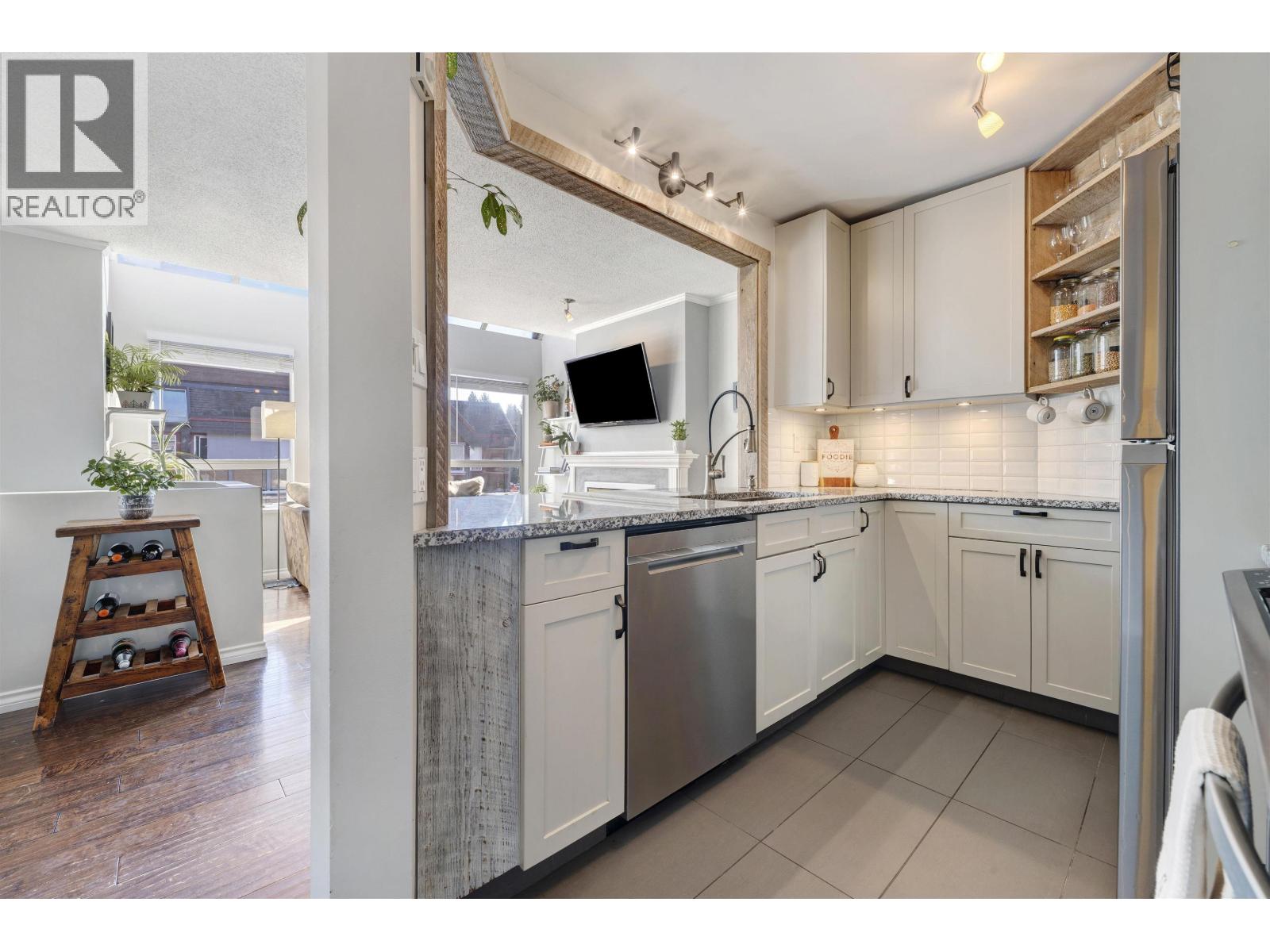 309 3721 Delbrook Avenue, North Vancouver, British Columbia  V7N 3Z4 - Photo 7 - R3093756