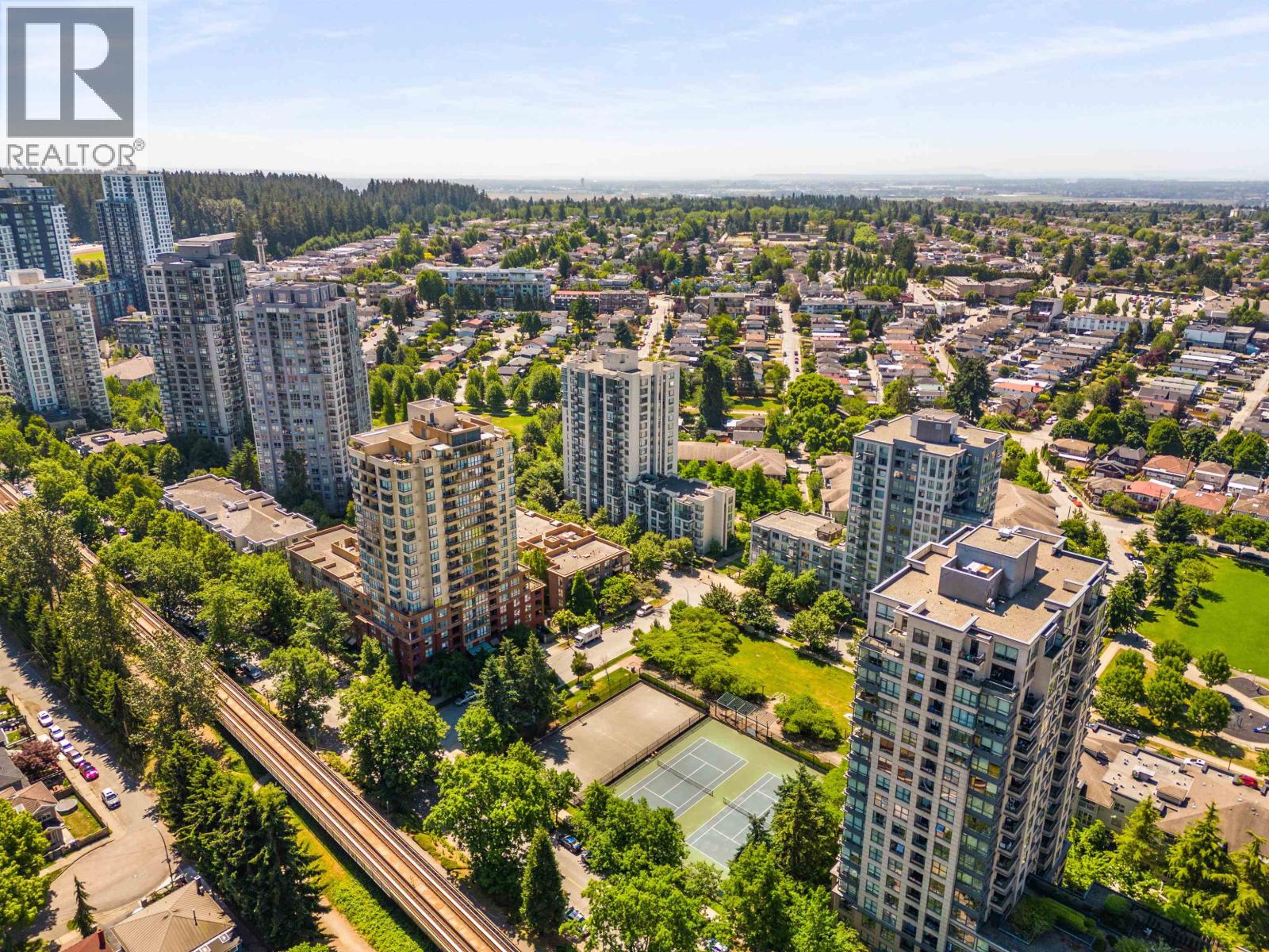 303 3588 Crowley Drive, Vancouver, British Columbia  V5R 6H3 - Photo 28 - R3093771