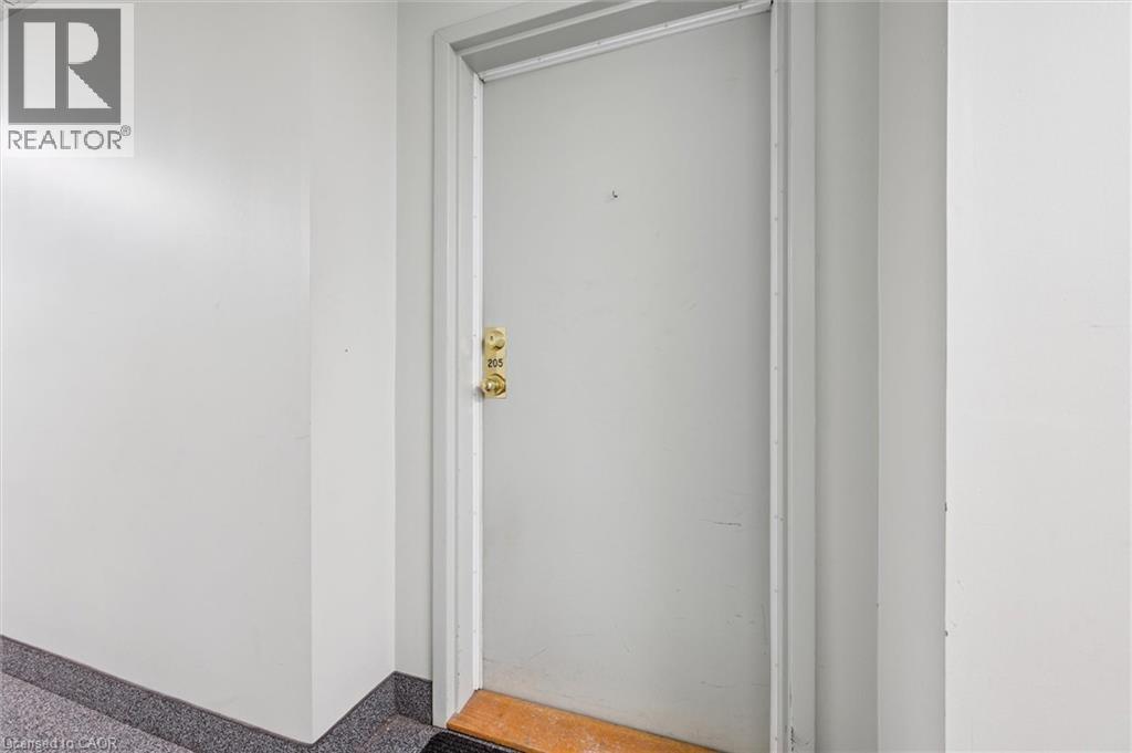 15 Hofstetter Avenue Unit# 205, Kitchener, Ontario N2A 3Z7 - Photo 6 - 40806771