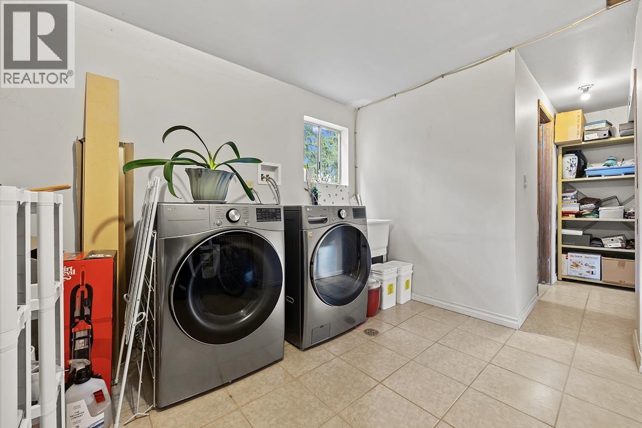 2580 Patricia Avenue, Port Coquitlam, British Columbia  V3B 2H4 - Photo 24 - R3093768