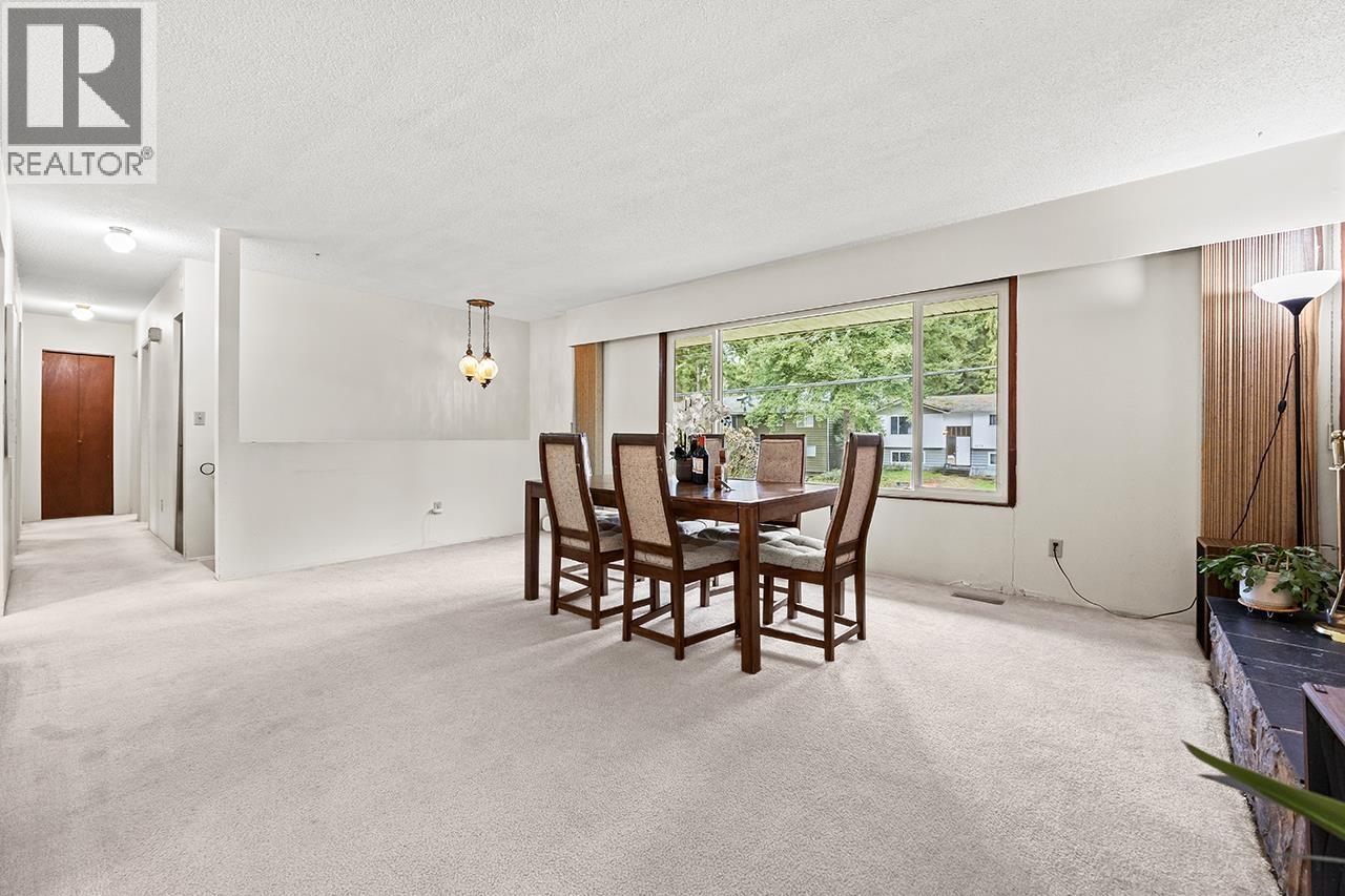 2580 Patricia Avenue, Port Coquitlam, British Columbia  V3B 2H4 - Photo 5 - R3093768