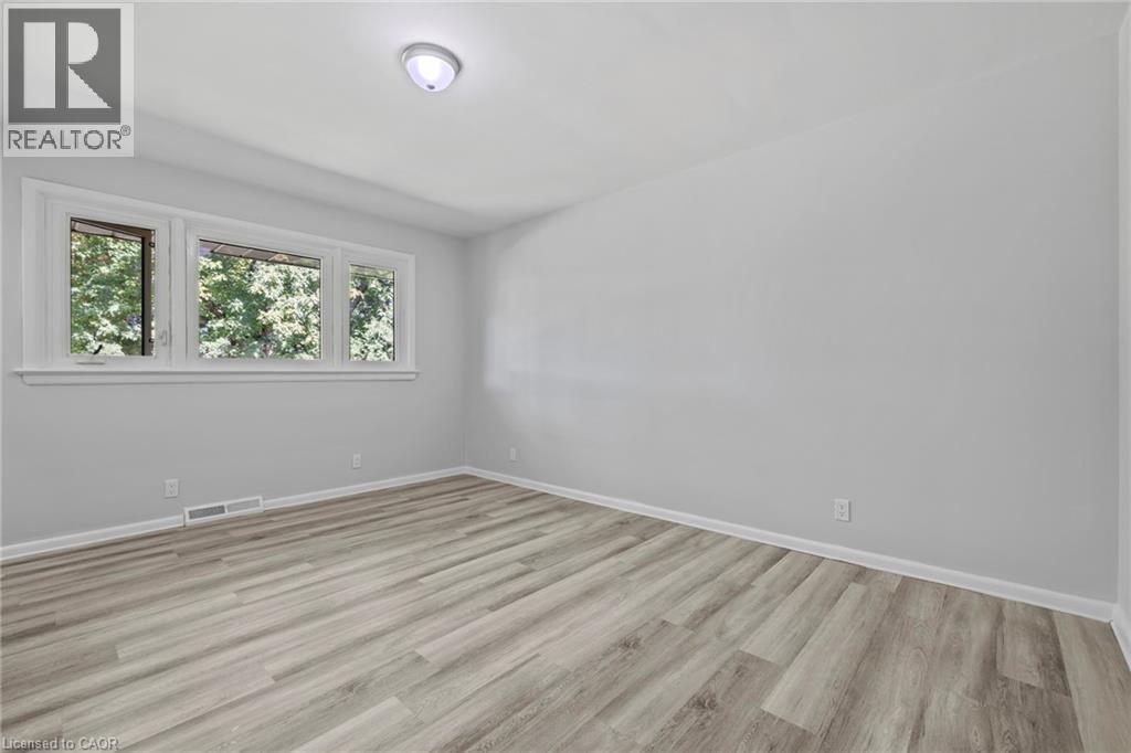 40 Bertram Drive, Dundas, Ontario  L9H 4T3 - Photo 18 - 40802527