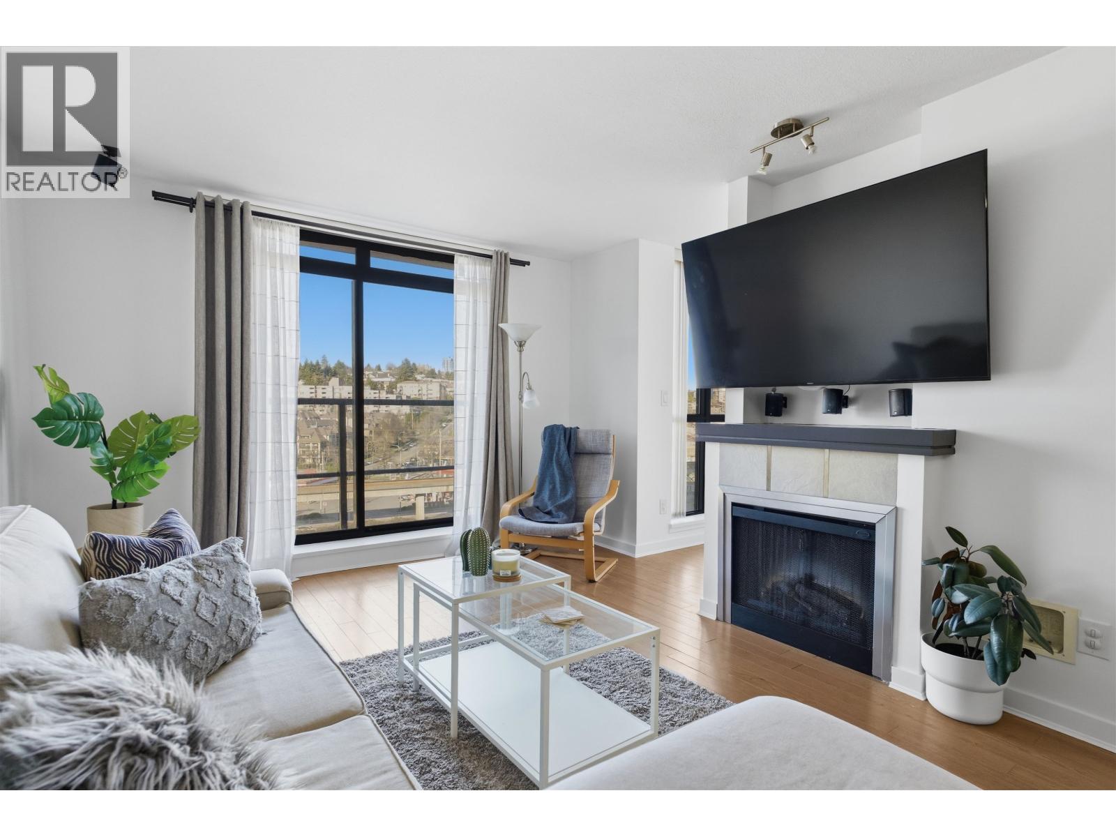 808 1 Renaissance Square, New Westminster, British Columbia  V3M 0B6 - Photo 15 - R3093421