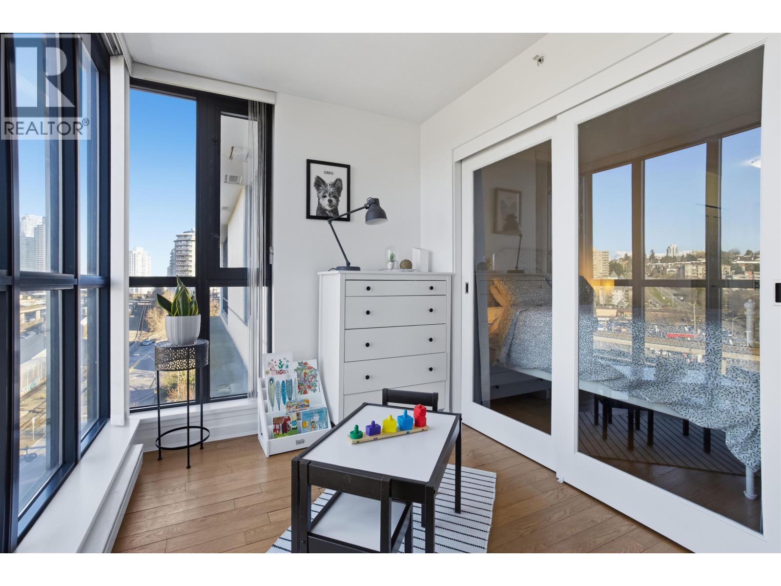 808 1 Renaissance Square, New Westminster, British Columbia  V3M 0B6 - Photo 17 - R3093421