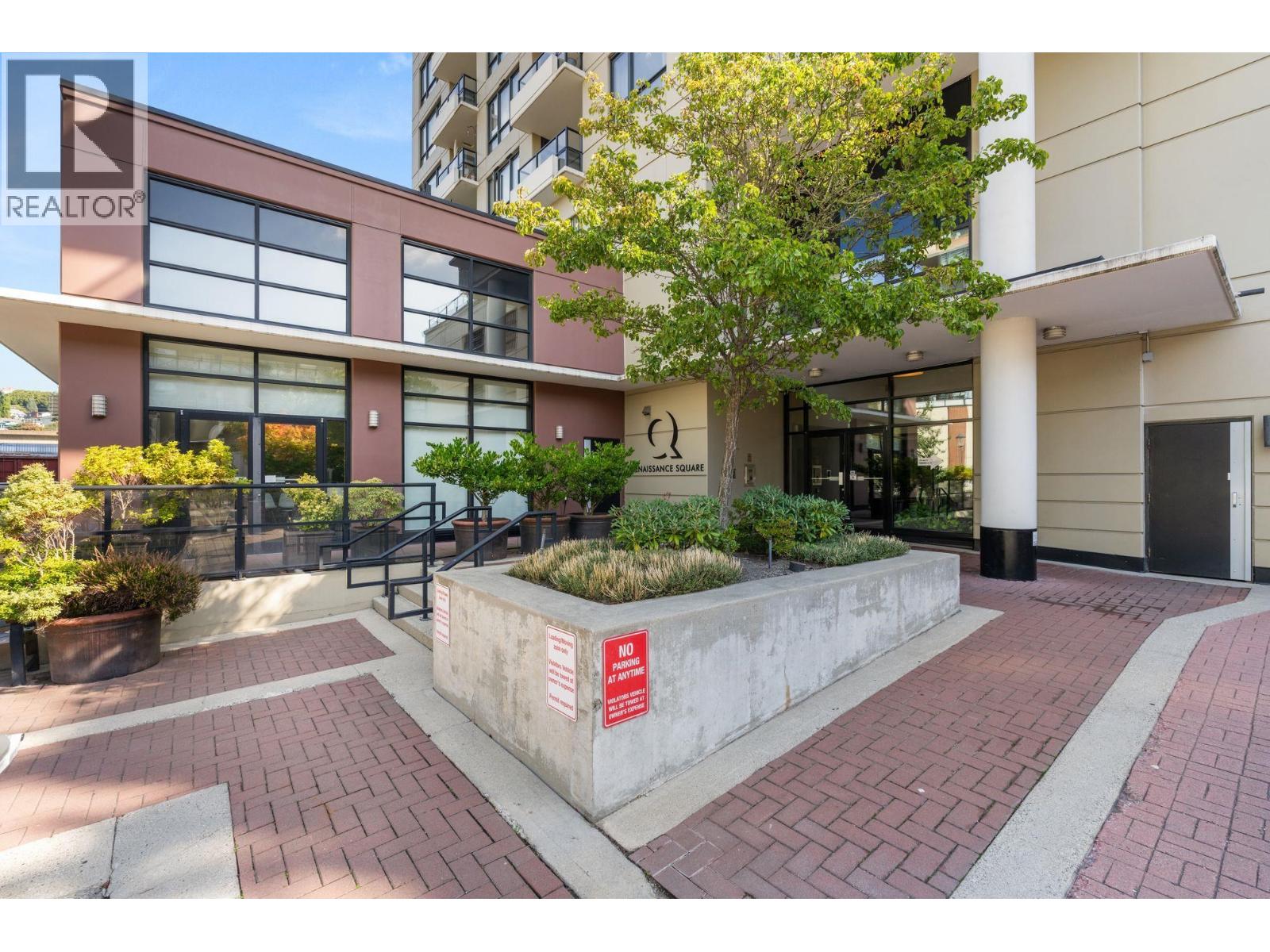 808 1 Renaissance Square, New Westminster, British Columbia  V3M 0B6 - Photo 3 - R3093421