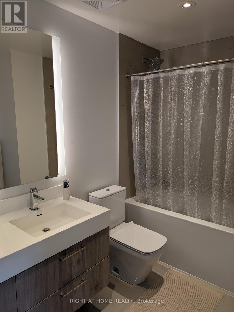 1510 - 1 Yorkville Avenue, Toronto, Ontario  M4W 1L1 - Photo 4 - C12821266